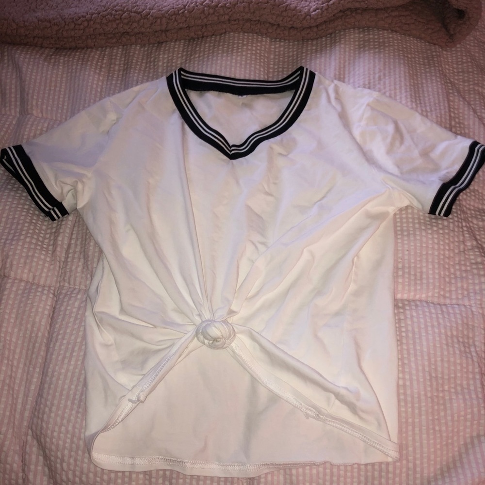 tee shirt